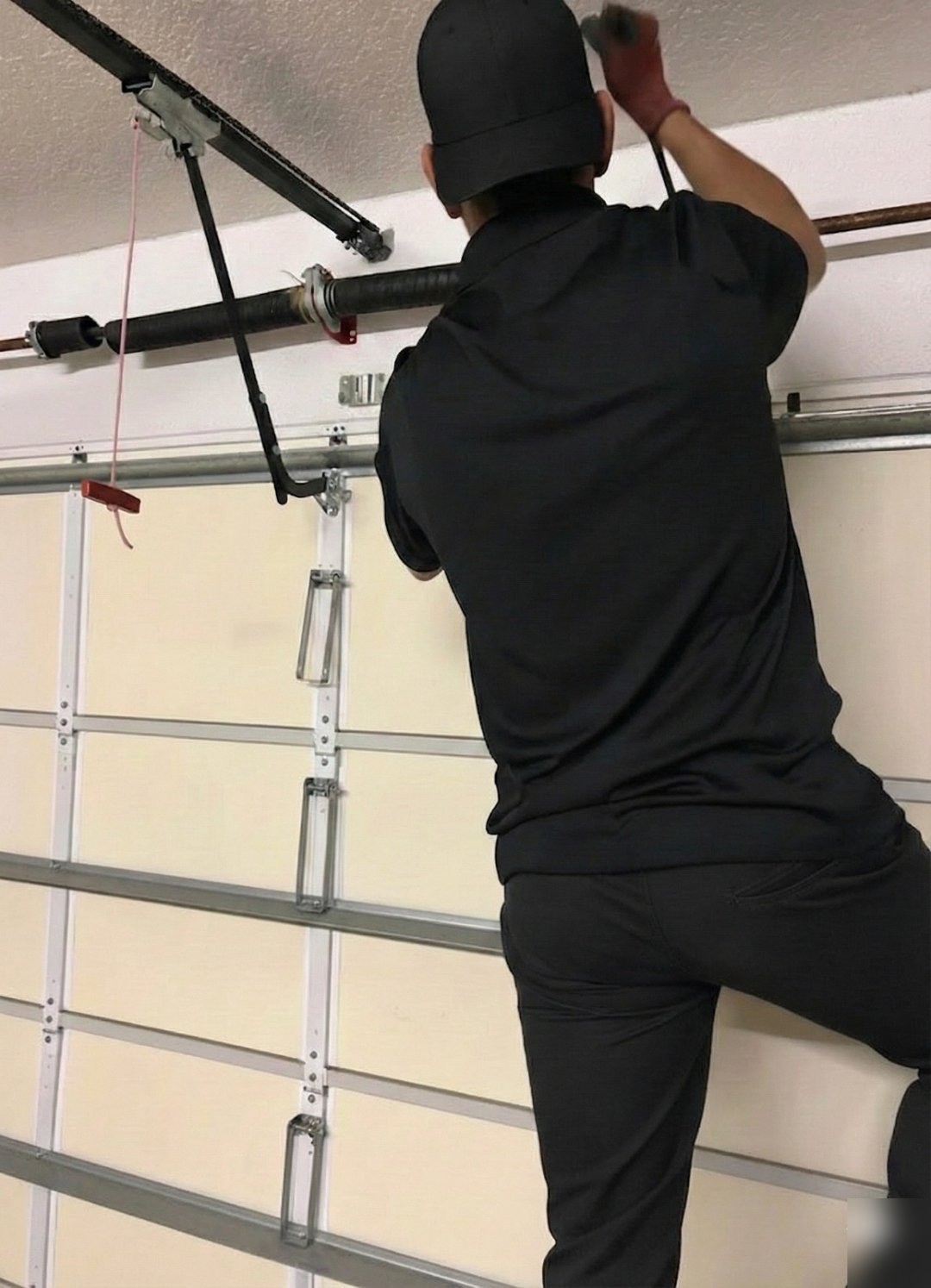 Garage door repair work, gallery photo 3